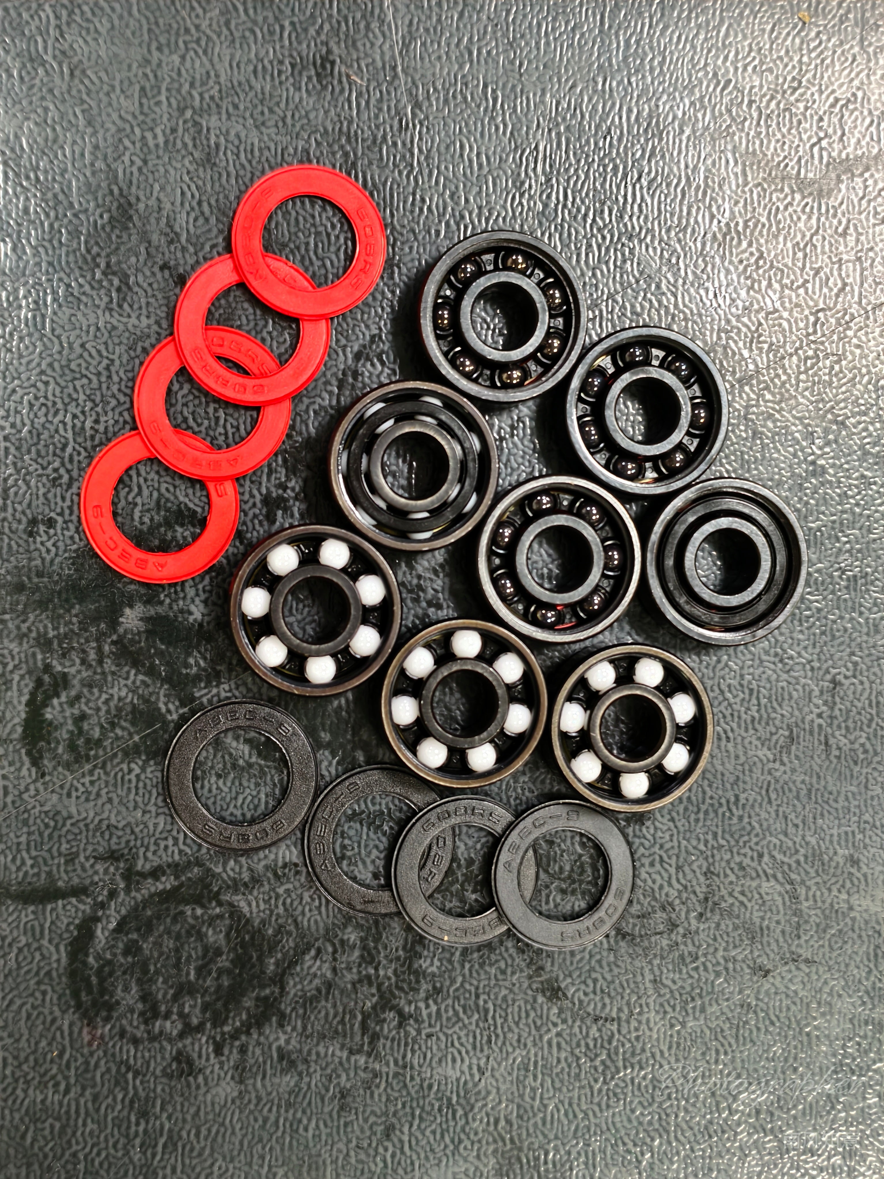 Rodamiento con Bolas de Ceramica ABEC9 608RS